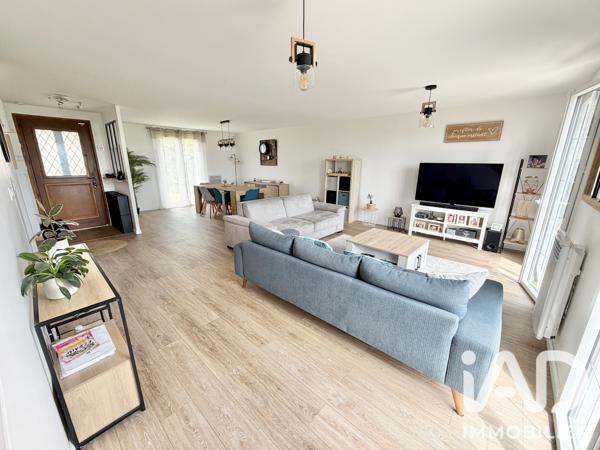 Maison à vendre 6 pièces 118,78 m² Crégy-lès-Meaux