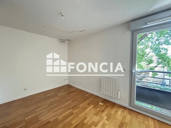Location Appartement 3 pièces 68 m² - 4 TER PLACE ST LUC Sainte Foy Les Lyon 69110