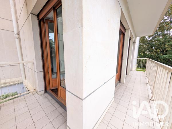 Appartement à vendre 5 pièces 106 m² Saint-Germain-en-Laye