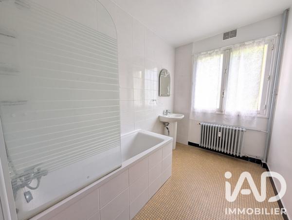 Appartement à vendre 5 pièces 106 m² Saint-Germain-en-Laye