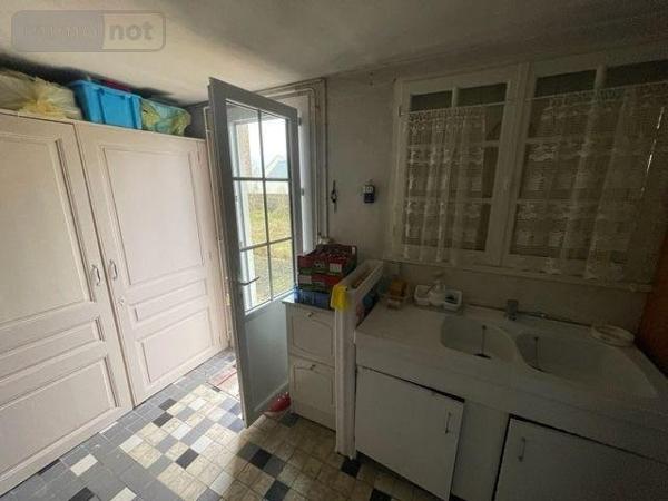 Maison à vendre à Saint-Calais dans la Sarthe (72120), ref : 13816/1108   
BOURG