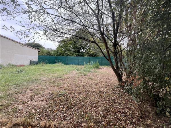 Immeuble à vendre |  Lavardac |  240 m²