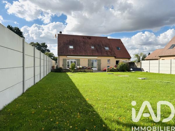 Maison à vendre 6 pièces 147 m² Saint-Léger-des-Aubées