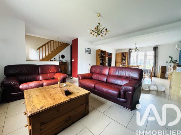 Maison à vendre 6 pièces 147 m² Saint-Léger-des-Aubées