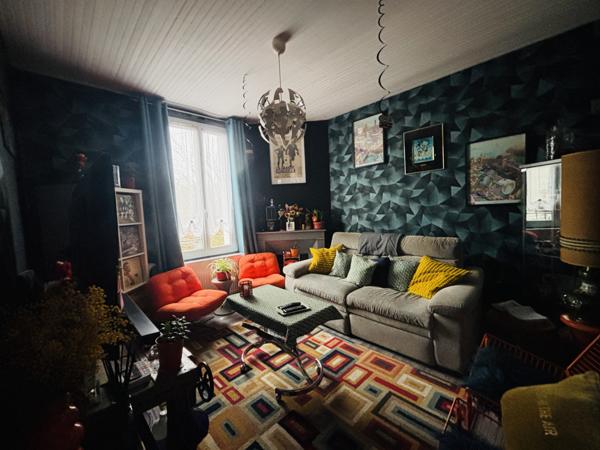 Charmante maison – 95 m² environ – 4 chambres – Jardin 815 m² – Bourges 10 min à pied du centre ville