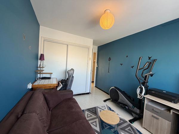 Hyeres Gare - T3 de 73,72m2 Dernier étage - Parking