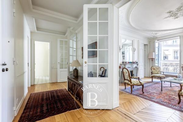 Paris 8ème, Appartement 3 Chambres -  135 m² à vendre