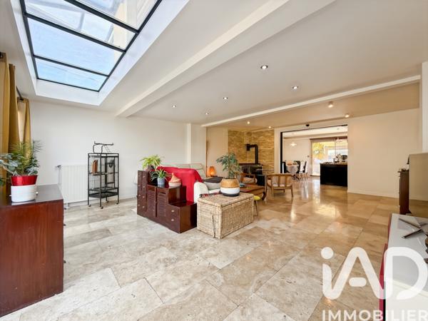 Maison à vendre 6 pièces 186 m² Laval