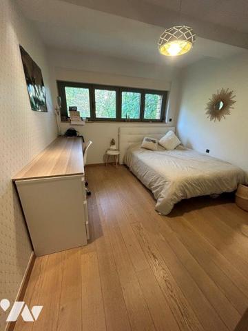 Demeure d'architecte érigée dans un ancien moulin à vendre à PROVILLE.