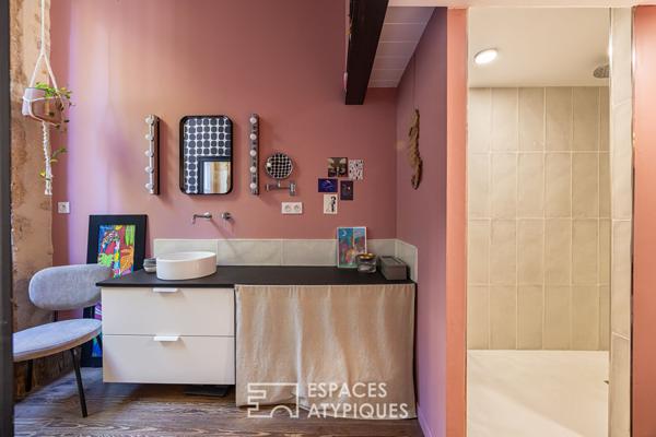 Appartement rénové avec terrasse à la lisière de la Croix-Rousse