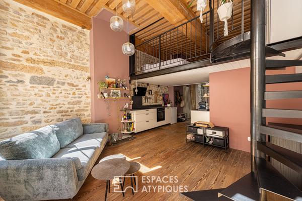 Appartement rénové avec terrasse à la lisière de la Croix-Rousse