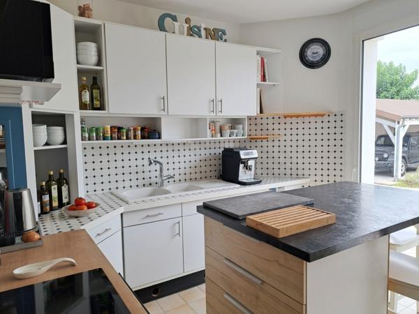 Maison 8 pièces à vendre Châtellerault - 86100 / Réf: 12041