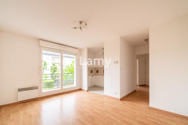 Appartement t3 saint louis + parking