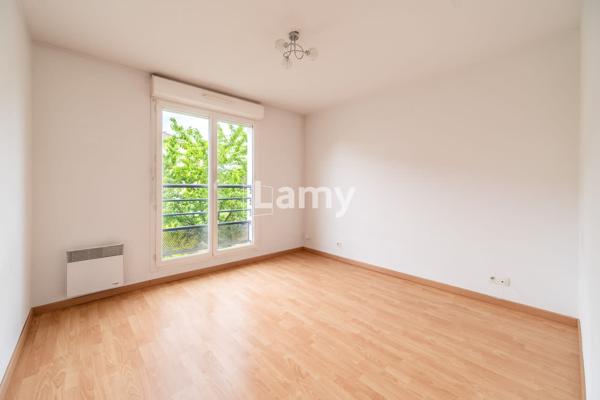 Appartement t3 saint louis + parking