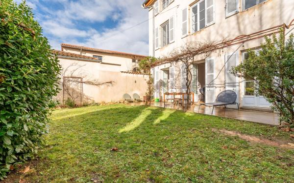 Appartement à vendre    4 pièces • 129 m2 Denicé