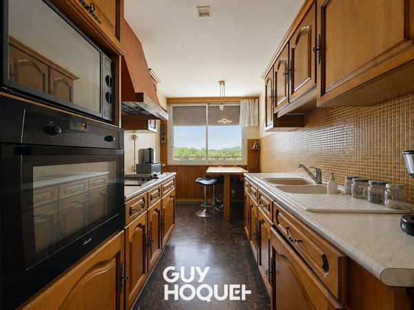Appartement Type 4 avec balcon, Garage, Cave et Parking Privatif - 71000 MACON