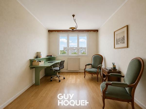 Appartement Type 4 avec balcon, Garage, Cave et Parking Privatif - 71000 MACON