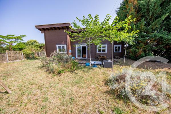 Maison à vendre  5 pièces - 96,82 m 2   ST MEDARD EN JALLES  - 33