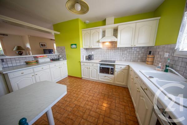 Maison à vendre  5 pièces - 96,82 m 2   ST MEDARD EN JALLES  - 33