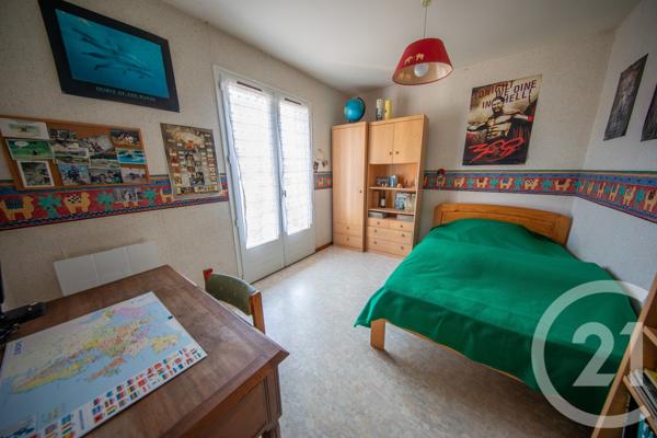 Maison à vendre  5 pièces - 96,82 m 2   ST MEDARD EN JALLES  - 33