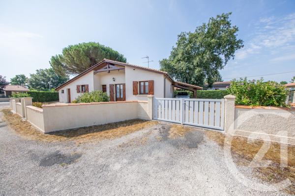 Maison à vendre  5 pièces - 96,82 m 2   ST MEDARD EN JALLES  - 33