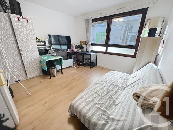 Appartement F2 à vendre  2 pièces - 35,35 m2 LE KREMLIN BICETRE - 94
