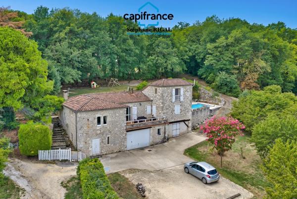 Propriete à vendre 5 pièces PUJOLS (47) Maison de 135m2 sur 6144m2 de terrain et piscine