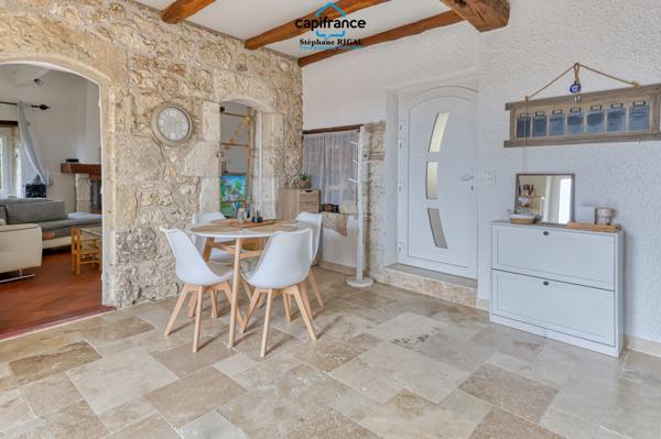 Propriete à vendre 5 pièces PUJOLS (47) Maison de 135m2 sur 6144m2 de terrain et piscine