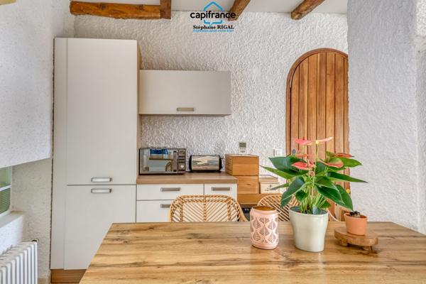 Propriete à vendre 5 pièces PUJOLS (47) Maison de 135m2 sur 6144m2 de terrain et piscine