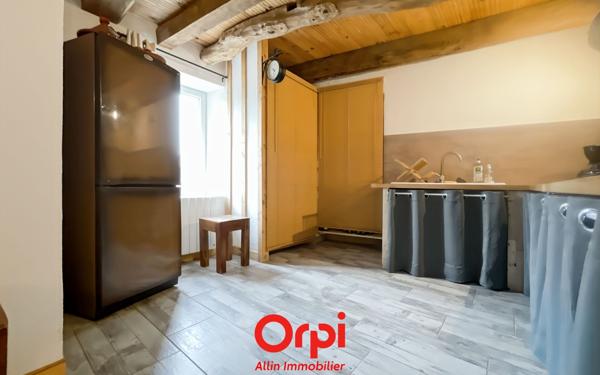 Maison à vendre    3 pièces • 74,40 m2 Lamaids