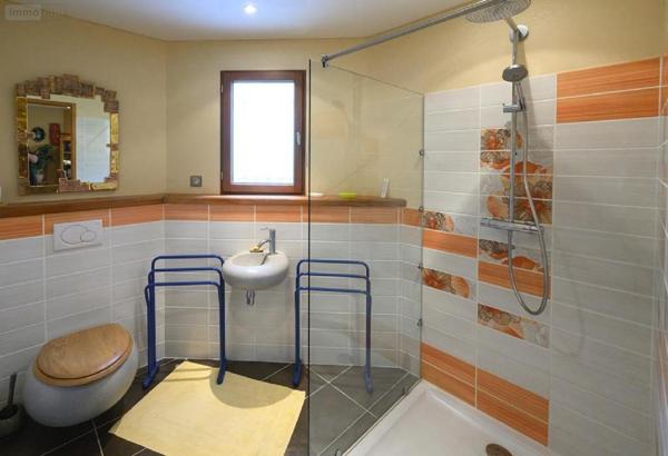 Maison à vendre à Montbrison dans la Loire (42600), ref : 090/440   
MONTBRISON - Centre ville