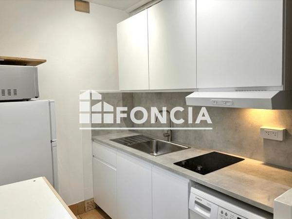 Location Appartement 2 pièces 32.61 m² - 18/20 RUE LESAGE Paris 75020