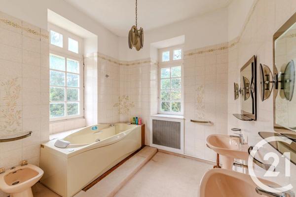 Maison à vendre  10 pièces - 420 m2 STE LUCE SUR LOIRE - 44