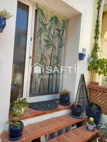 Idéal investisseur, maison a vendre centre de cerbère, avec locataire en place.