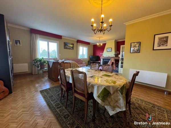 Maison 6 pièces 156m²