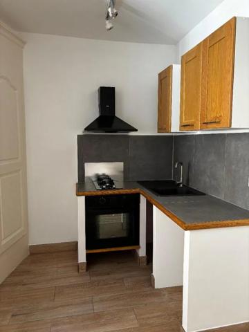 Appartement à louer aux Vans (07140)