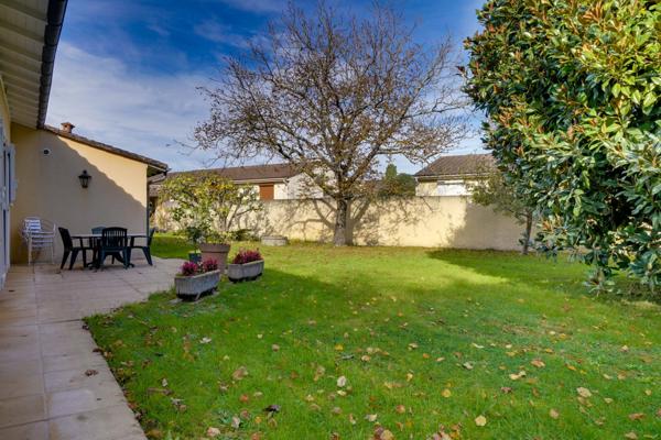 Libourne (33500) Maison 7 pièces en R+1 de 190m2 habitables avec garages sur parcelle de 2039m2