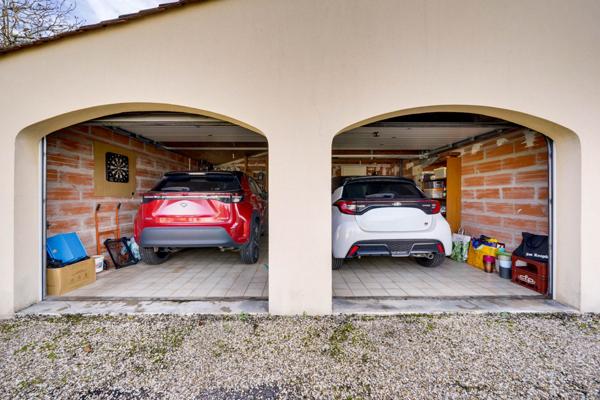 Libourne (33500) Maison 7 pièces en R+1 de 190m2 habitables avec garages sur parcelle de 2039m2