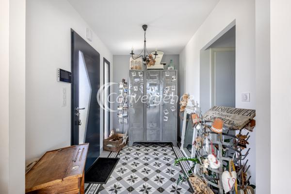 Maison
                                                                                                                                                                                                                                                                                                                        6 pièce(s)                                                                                                                                                                                                          4 chambre(s)                                                                                                                                                                                                          139  m²
