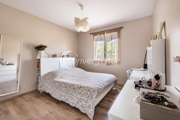 Maison
                                                                                                                                                                                                                                                                                                                        6 pièce(s)                                                                                                                                                                                                          4 chambre(s)                                                                                                                                                                                                          139  m²