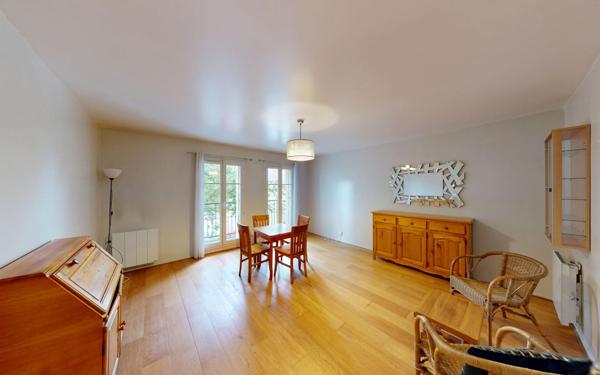 Appartement à vendre    2 pièces • 49,49 m2 Bailly-Romainvilliers