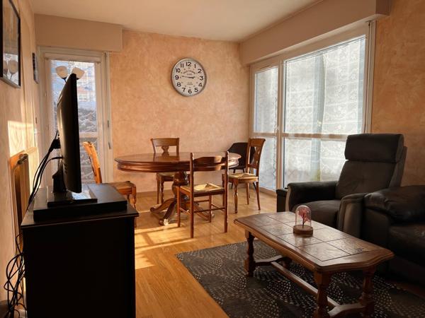 GENEREUX 5 Pièces Plein centre ville avec  Jardin privatif