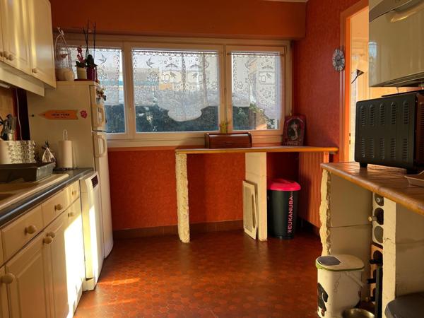 GENEREUX 5 Pièces Plein centre ville avec  Jardin privatif