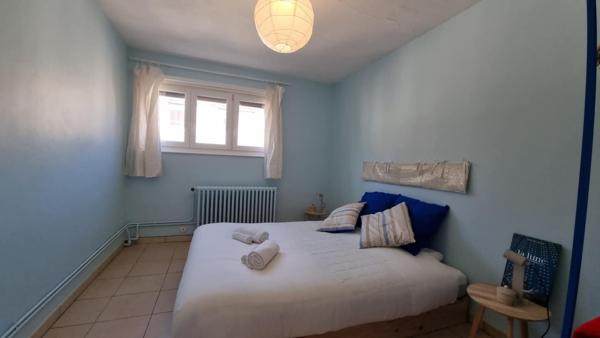 Appartement
                                                                                                                                                                                                                                                                                                                        2 pièce(s)                                                                                                                                                                                                          1 chambre(s)                                                                                                                                                                                                          52  m²