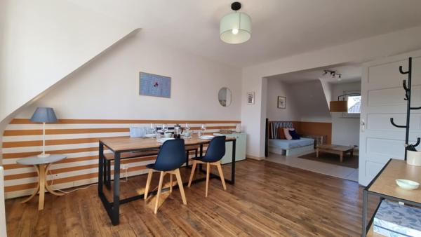 Appartement
                                                                                                                                                                                                                                                                                                                        2 pièce(s)                                                                                                                                                                                                          1 chambre(s)                                                                                                                                                                                                          52  m²