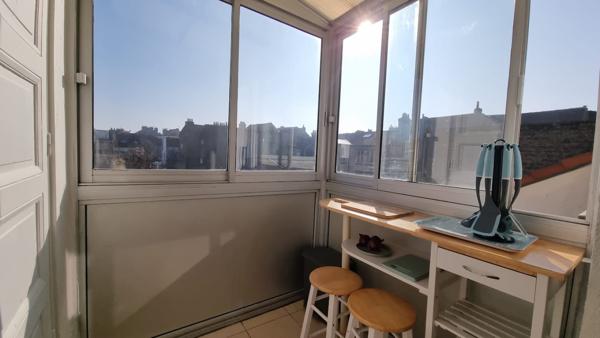 Appartement
                                                                                                                                                                                                                                                                                                                        2 pièce(s)                                                                                                                                                                                                          1 chambre(s)                                                                                                                                                                                                          52  m²