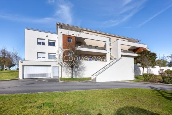 Appartement
                                                                                                                                                                                                                                                                                                                        4 pièce(s)                                                                                                                                                                                                          3 chambre(s)                                                                                                                                                                                                          77  m²