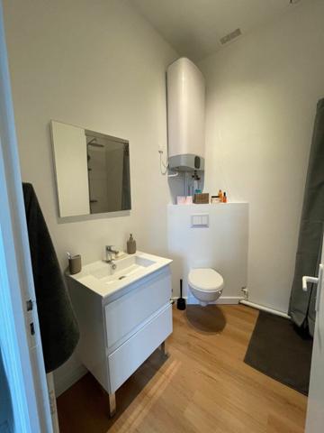 Appartement à louer    1 pièce •  Mont-de-Marsan