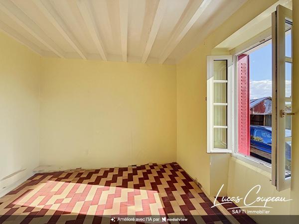 Maison à rénover avec 3 hectares