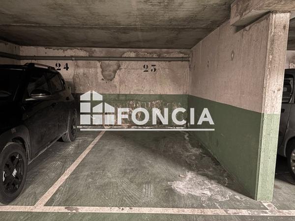 Location Studio 31.07 m² - 69 RUE COMPANS Paris 75019